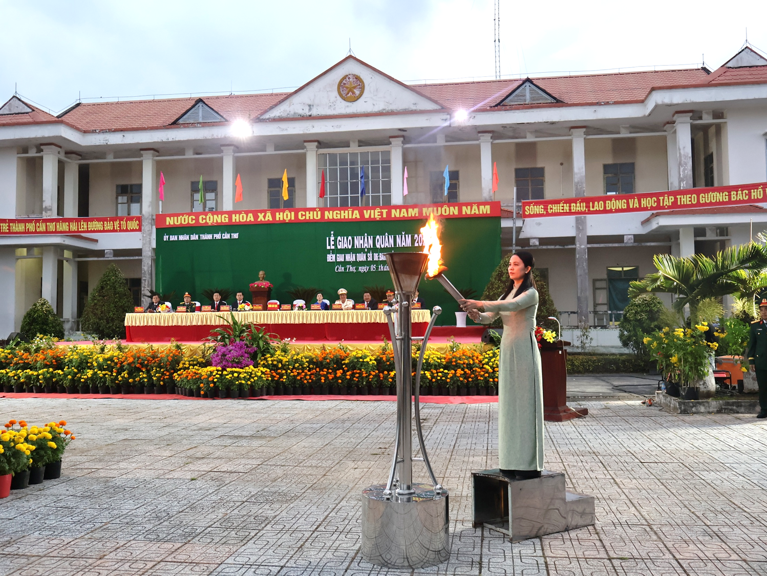 anh tin bai